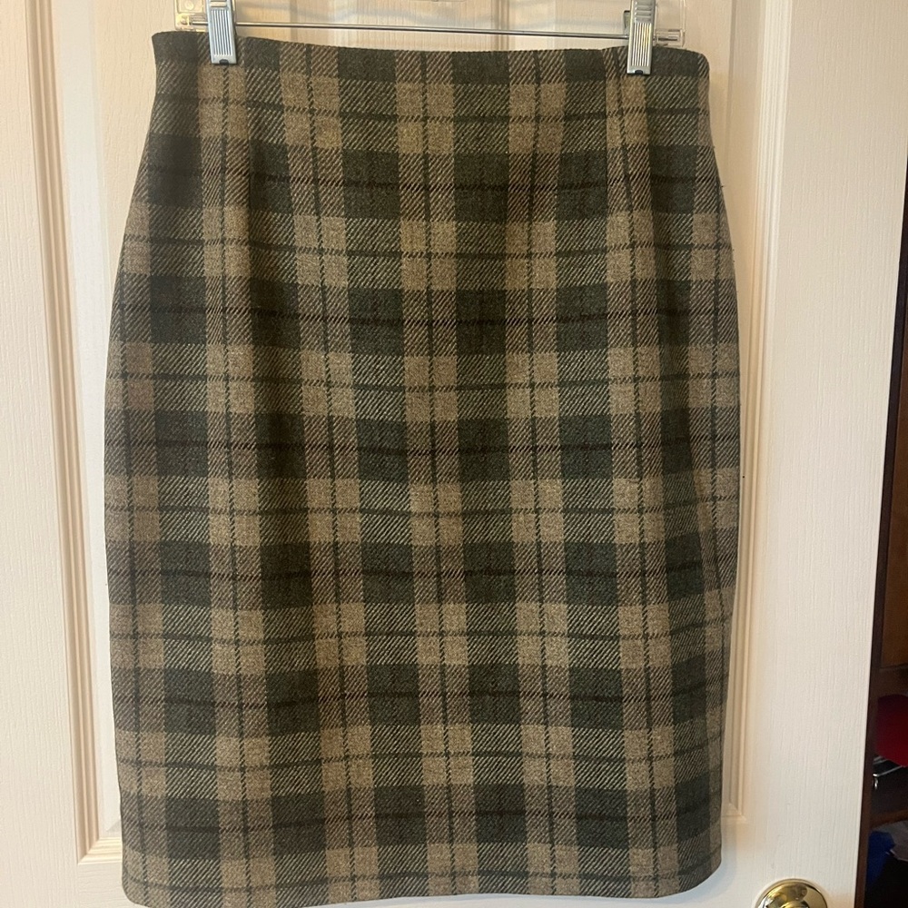 Marks & Spencer Plaid 100% wool Skirt - olive & tan